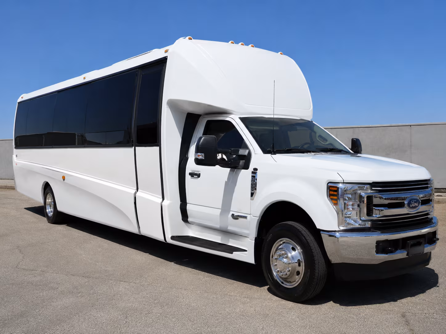 Flagstaff Airport Shuttle & Transportation party bus exterior