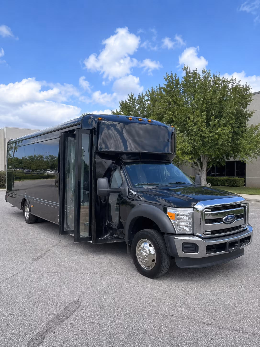 Flagstaff Winery Tour & Pub Crawl Transportation group transportation