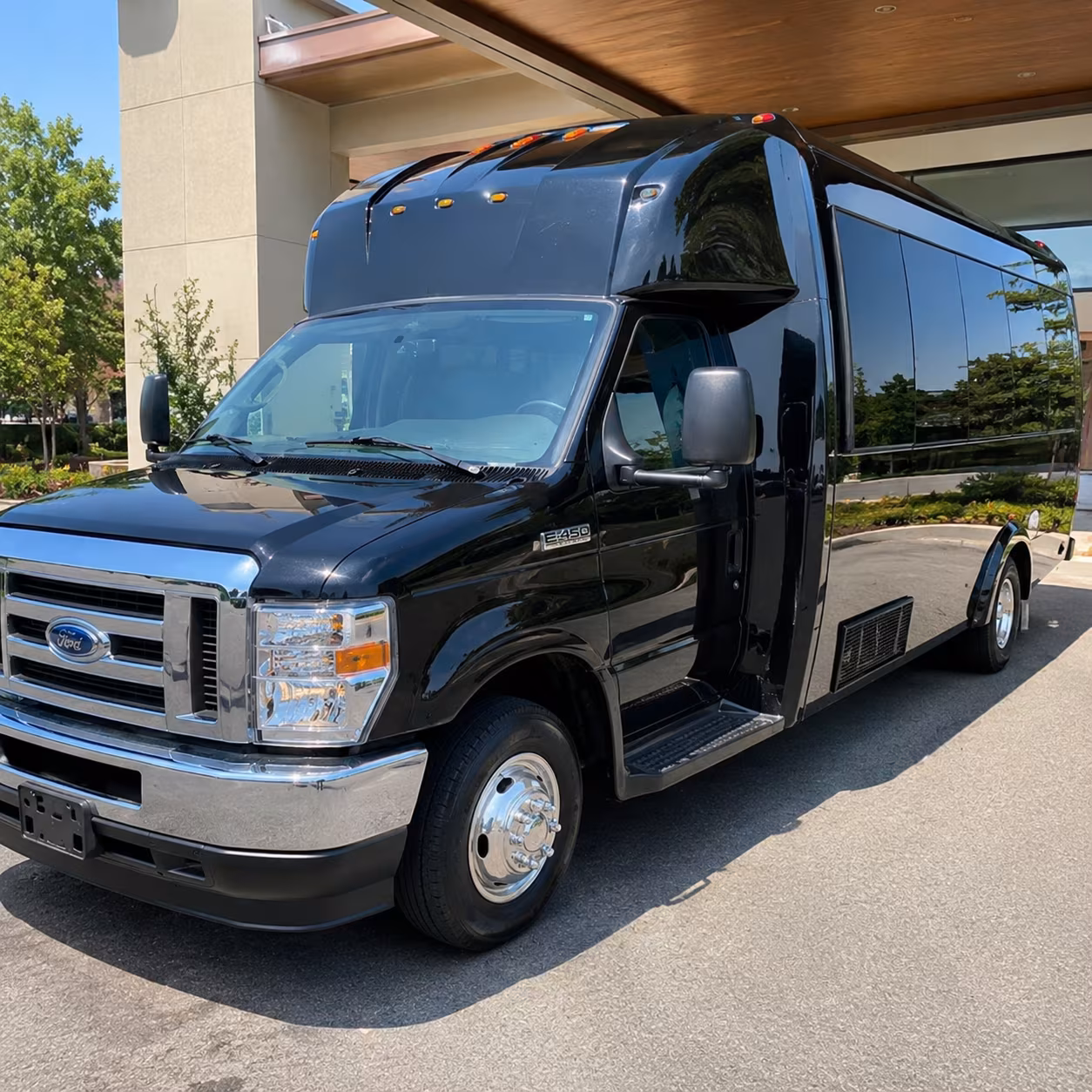 Mesa Birthday, Sweet 16, & Quinceañera Party Bus Rentals