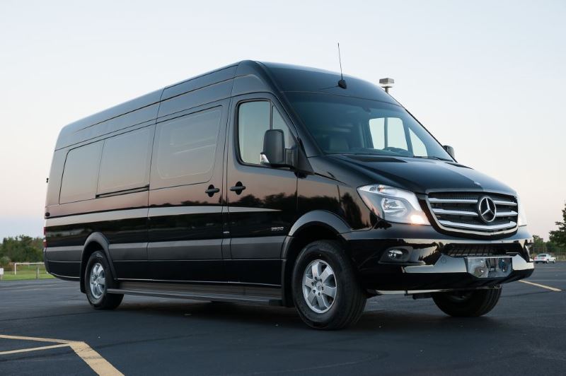 Mesa 18 Passenger Van/Minibus